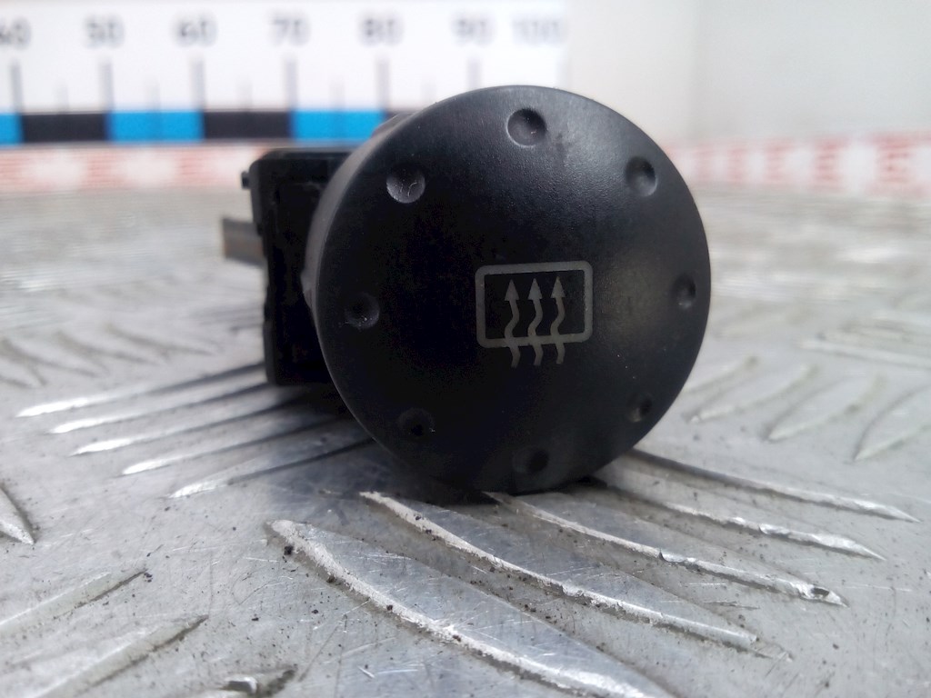 Кнопка подогрева (обогрева) заднего стекла Audi TT 8N (1998-2006)