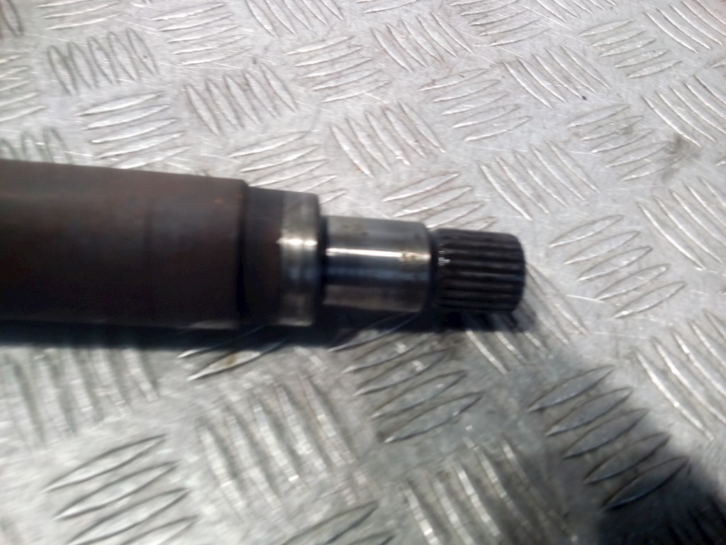 Полуось (привод, приводной вал) передняя правая FORD Focus I 1998-2005