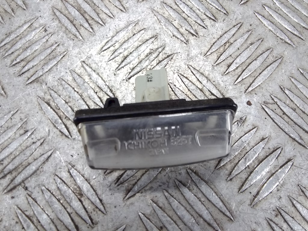 Фонарь подсветки номера NISSAN Tiida C11 2004-2014