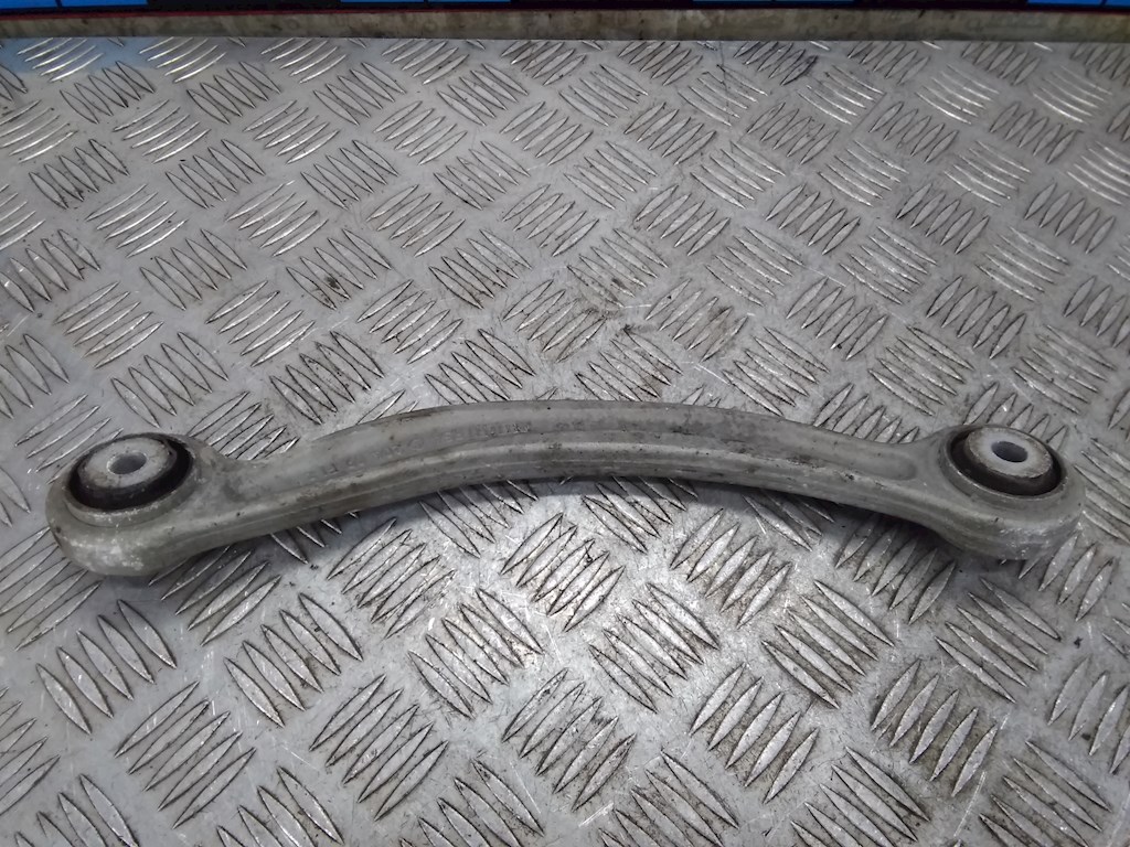 Рычаг задней подвески Mercedes C-Class (W204) (2006-2015)