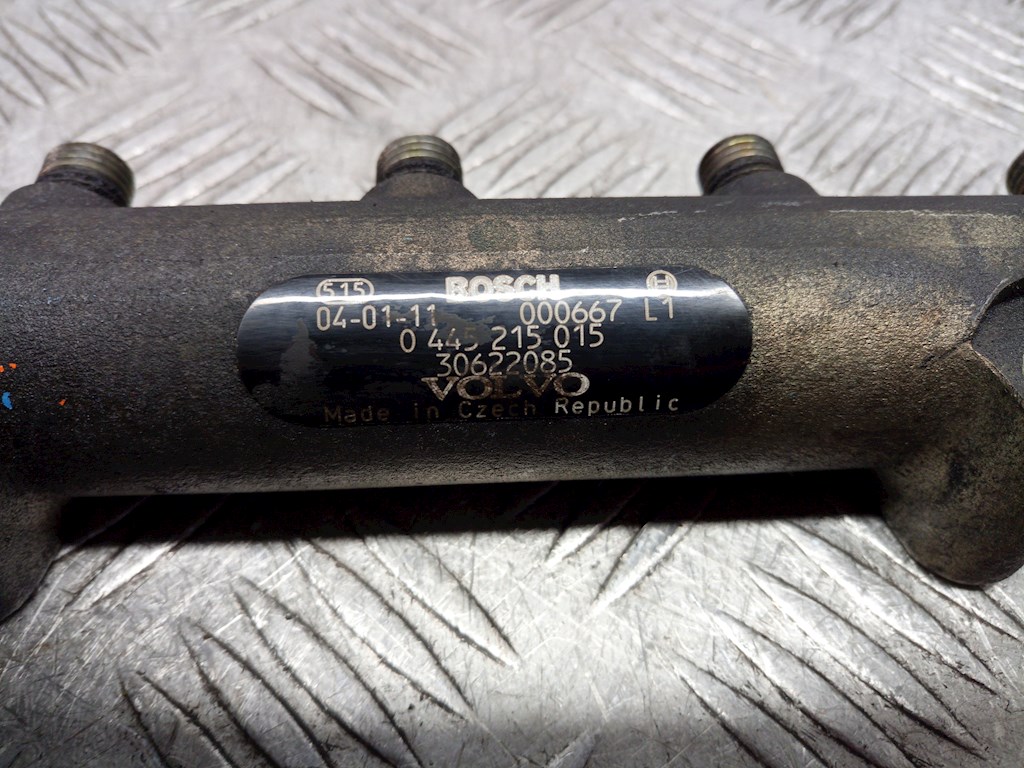 Рампа топливная (рейка) VOLVO XC90 2002-2014