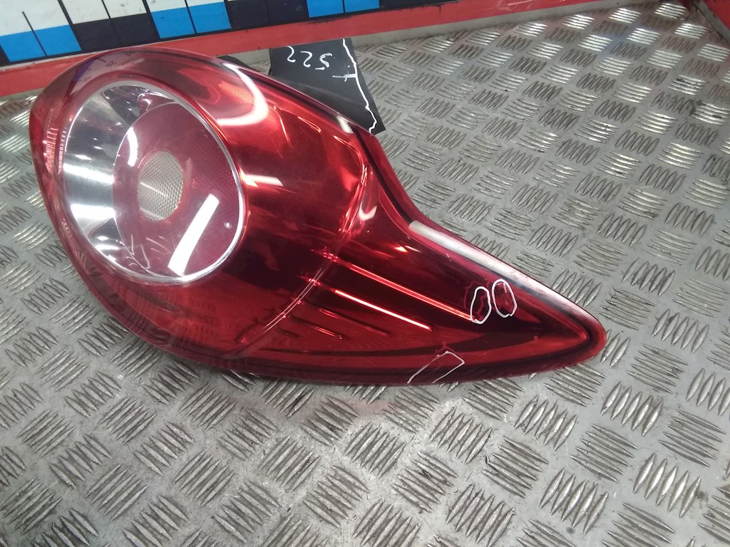 Фонарь задний правый FORD KA 2009-2016