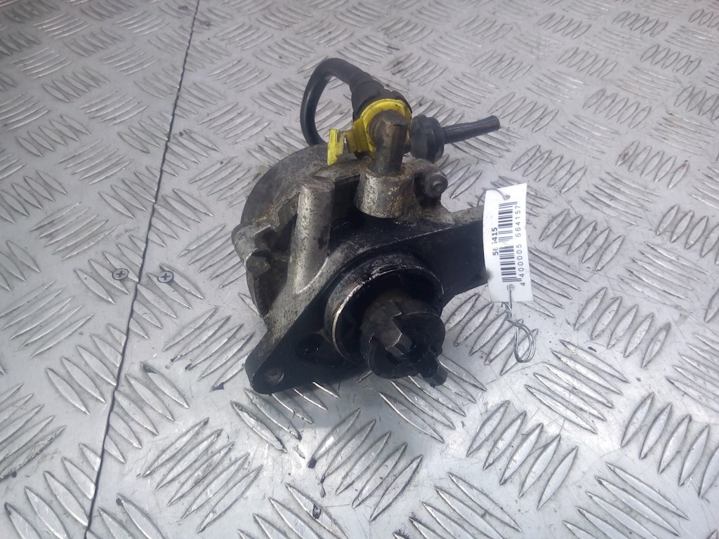 Насос вакуумный Opel Corsa D (2006-2014)