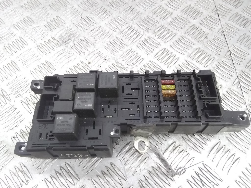 Датчик уровня в бачок омывателя VOLVO XC90 2002-2014