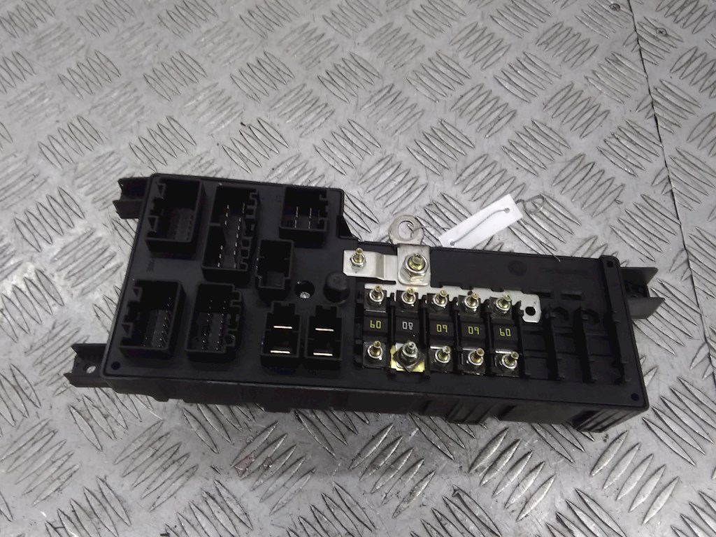 Датчик уровня в бачок омывателя VOLVO XC90 2002-2014