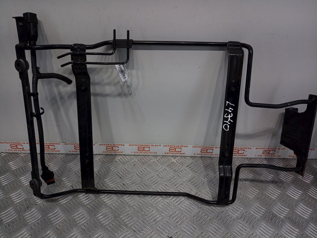 Кронштейн (крепление) радиатора HYUNDAI Santa Fe CM 2005-2012