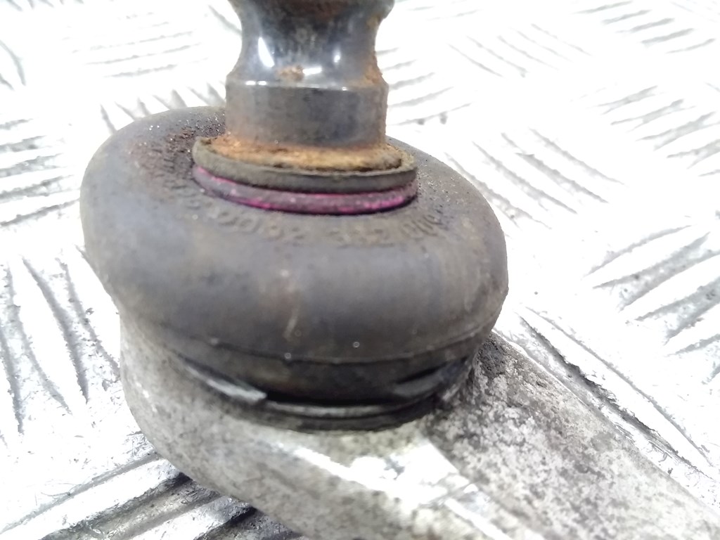 Рычаг передний правый AUDI A4 B5 1995-2001