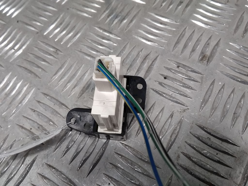 Датчик AIR BAG (подушек безопасности) MITSUBISHI Grandis 2003-2011