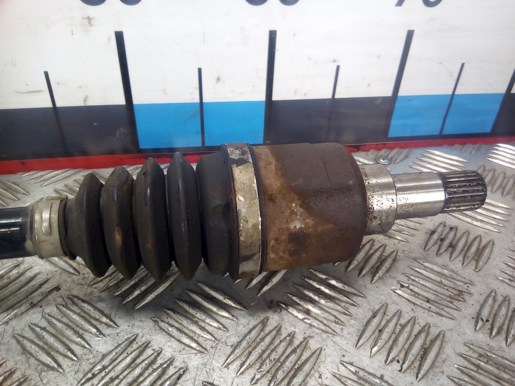 Полуось (привод, приводной вал) передняя левая CITROEN C3 2009-2016