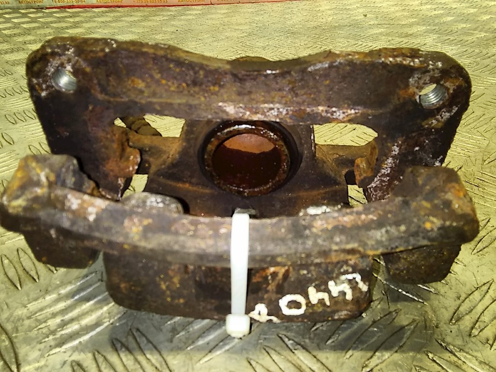 Суппорт задний правый OPEL Antara 2006-2015