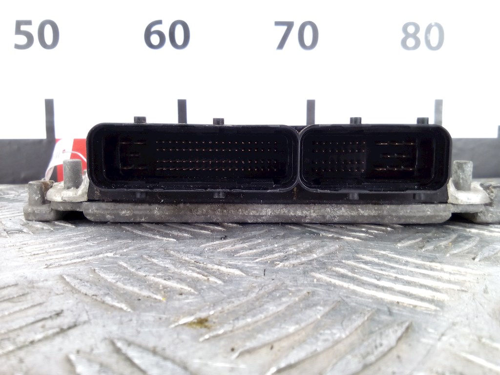 Блок управления двигателя (ЭБУ) CHRYSLER PT Cruser 2000-2010