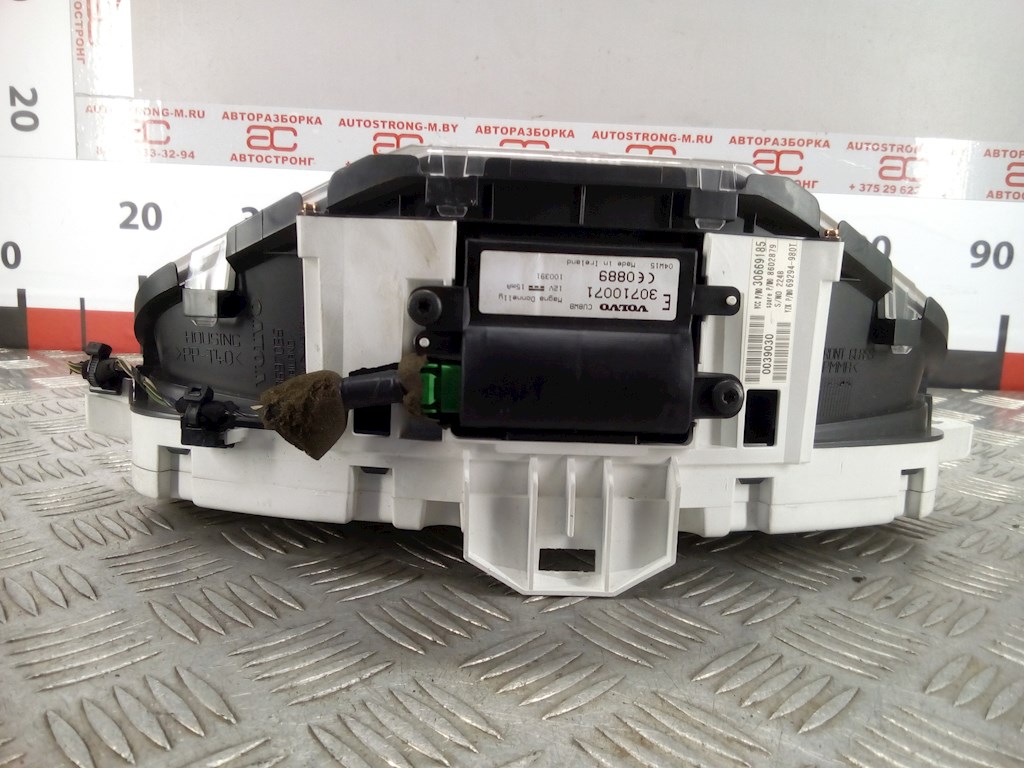 Панель приборов (щиток) VOLVO S40 II 2003-2012