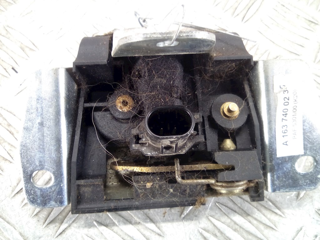 Замок багажника (крышки двери) MERCEDES-BENZ M-Class W163 ML 1997-2005