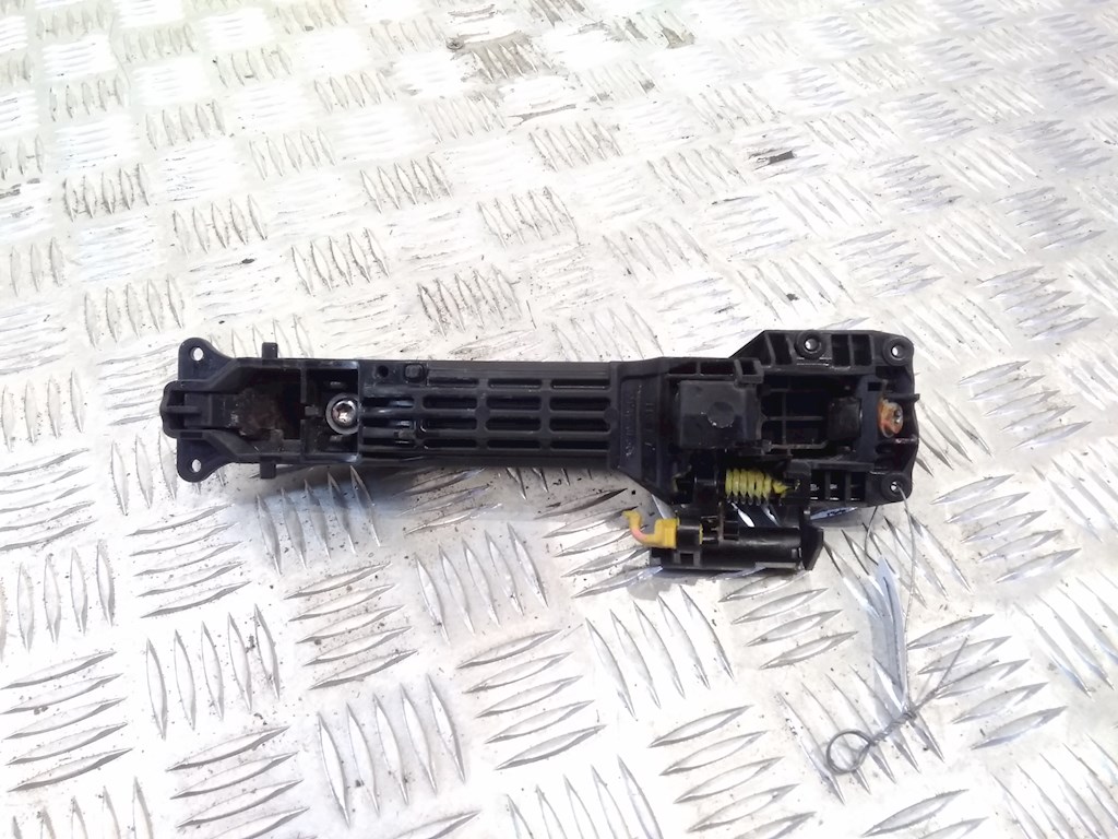 Ручка двери передней наружная левая TOYOTA Yaris II XP50 2005-2011