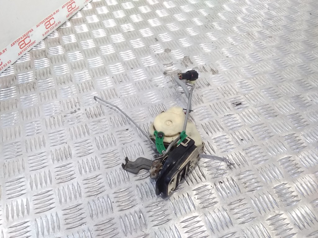 Замок двери передней правой KIA Sorento 2002-2009