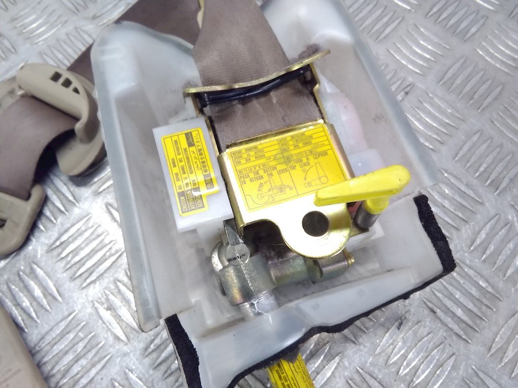 Ремень безопасности передний правый LEXUS LS UCF20 1997-2000