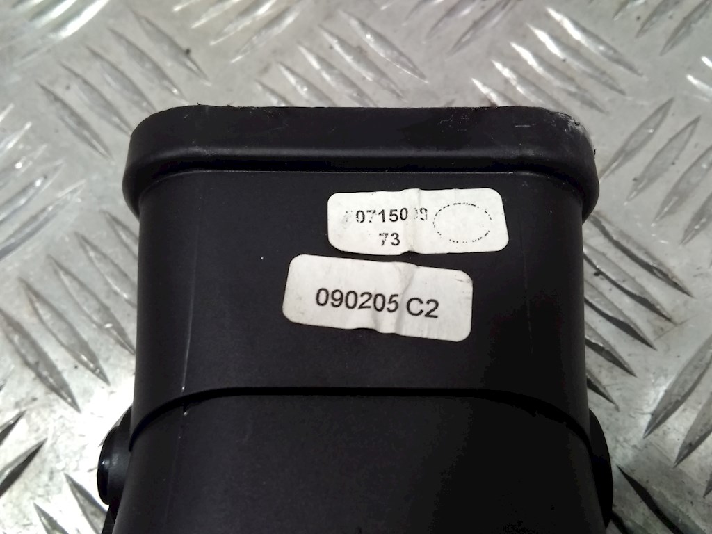 Дефлектор воздушный VOLVO V50 I 2004-2012