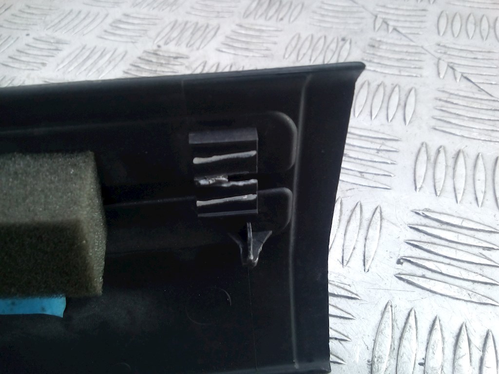 Накладка порога (внутренняя) AUDI A8 D3 2003-2010