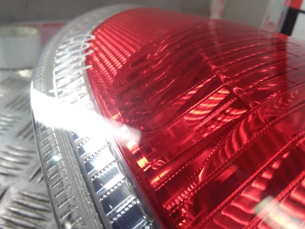 Фонарь задний правый SKODA Roomster 2006-2015