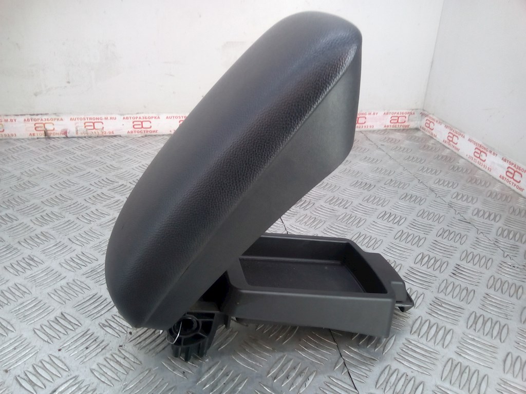 Подлокотник в салон KIA Cee'd I 2006-2012