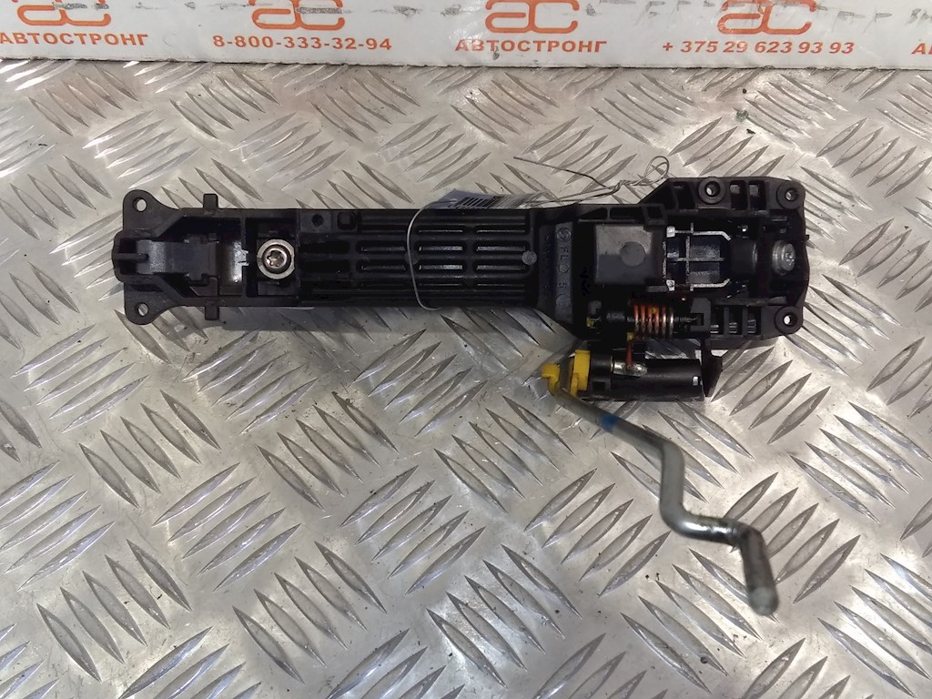 Ручка двери передней наружная левая TOYOTA Yaris II XP50 2005-2011