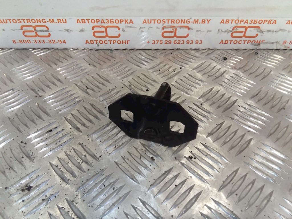 Замок багажника (крышки двери) VOLVO C30 2006-2013