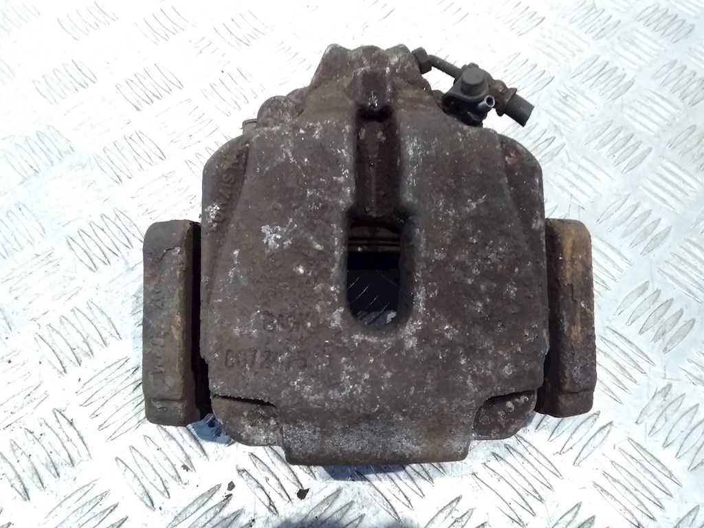 Суппорт передний правый BMW 5er 5 серия F10/F11/F07 2009-2017