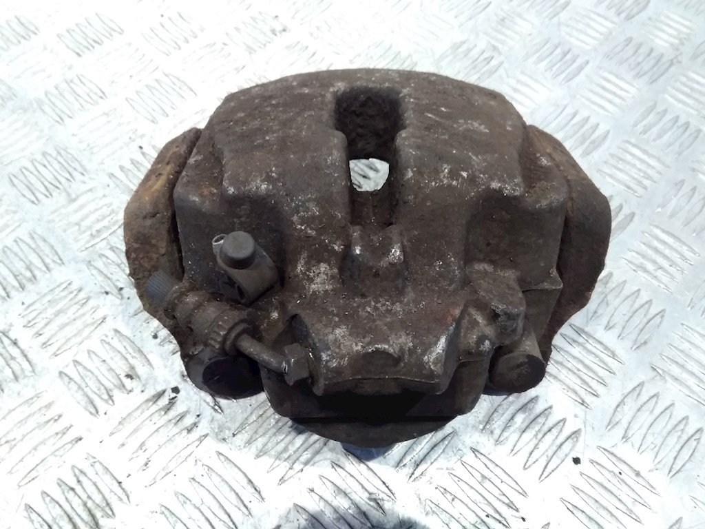 Суппорт передний правый BMW 5er 5 серия F10/F11/F07 2009-2017