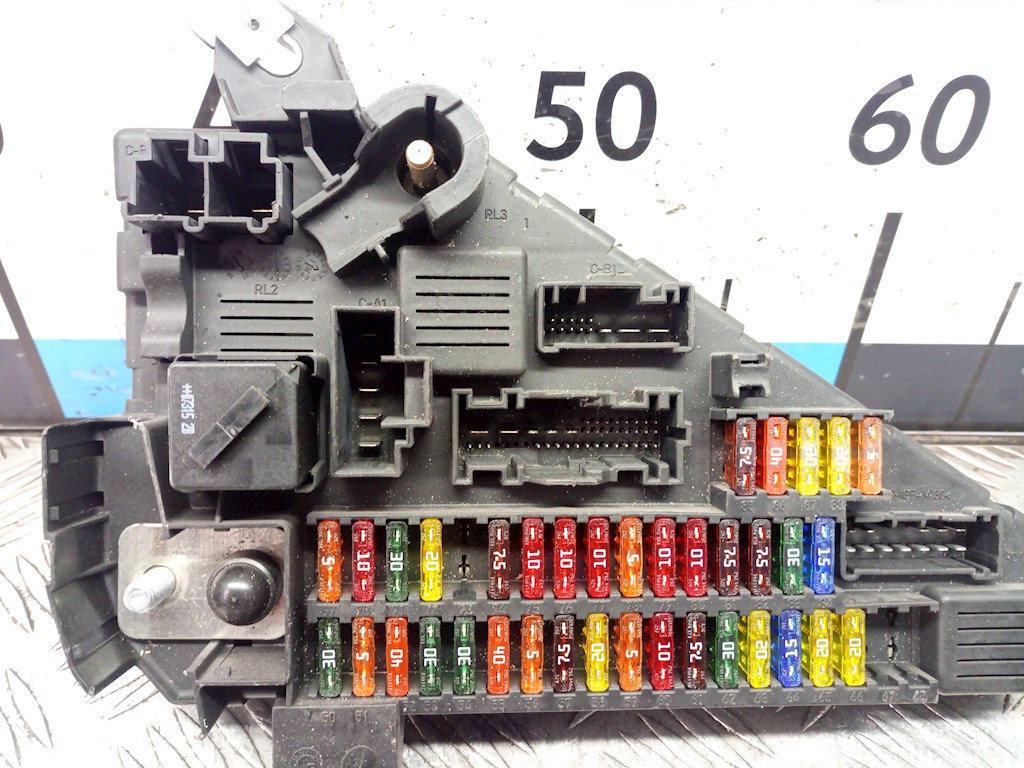 Датчик уровня в бачок омывателя BMW 5er 5 серия E60/E61 2003-2010