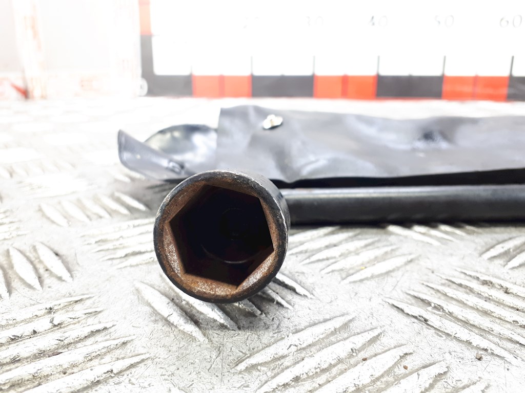 Ключ балонный NISSAN Almera N16 2000-2006