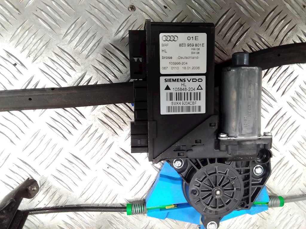 Стеклоподъемник задний левый AUDI A4 B7 2004-2007