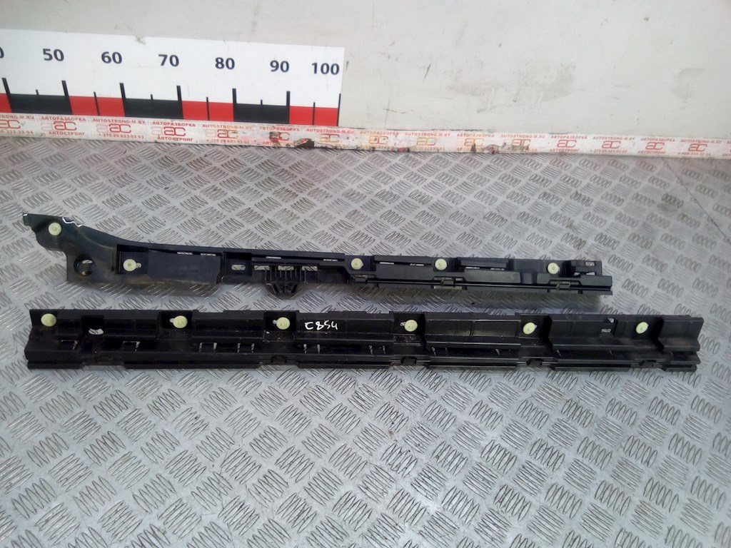 Накладка декоративная на порог правая BMW 5-Series (F07/F10/F11/F18) (2009-2017)