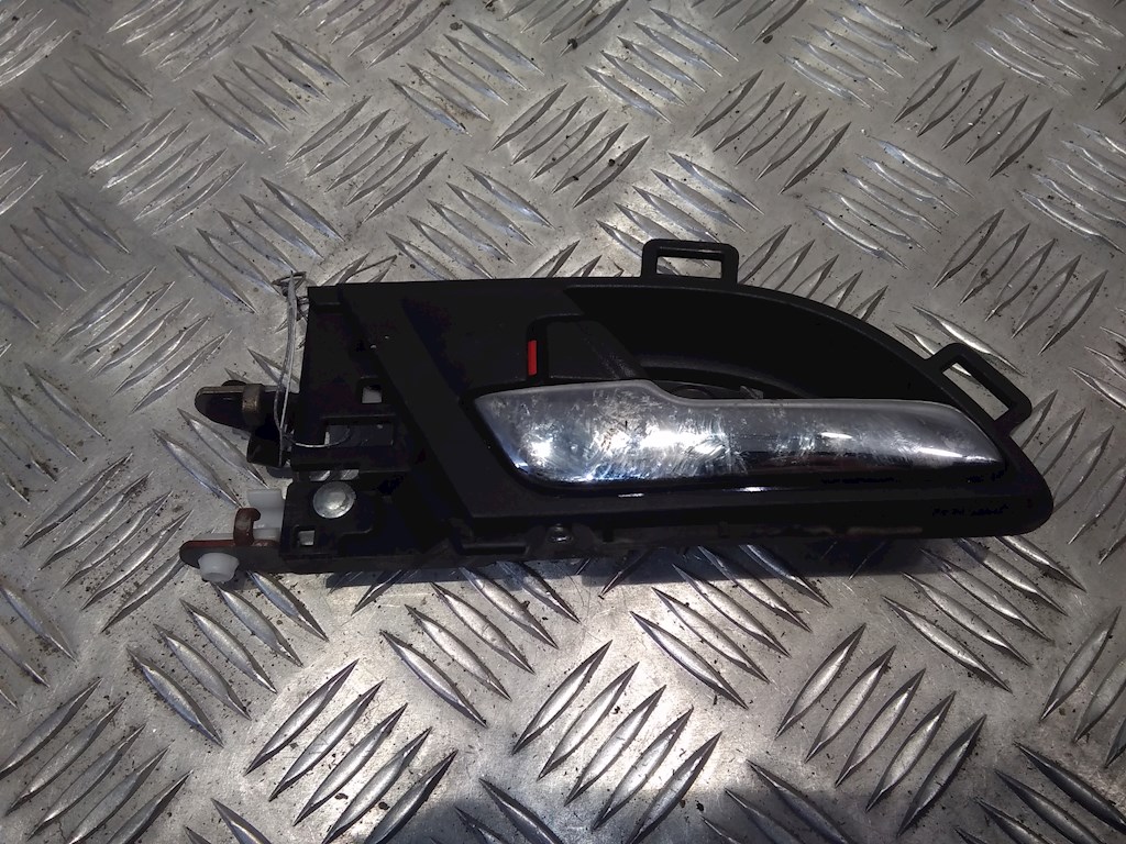 Ручка дверная задняя внутренняя левая HONDA CR-V III 2007-2012