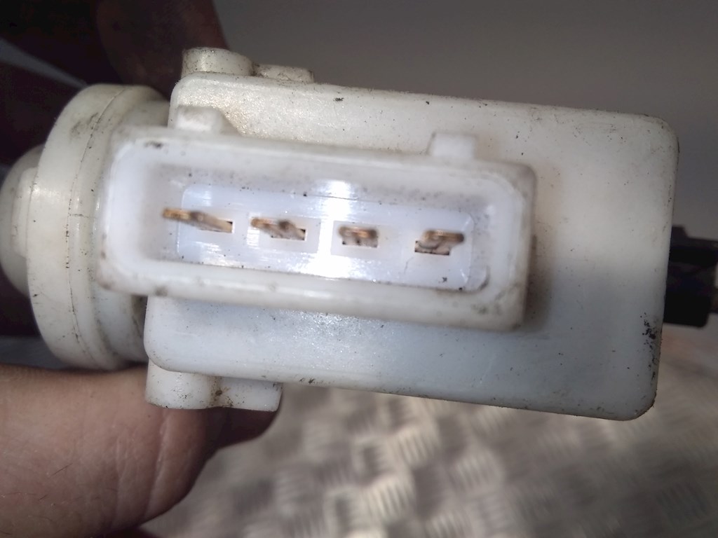 Активатор замка двери VOLKSWAGEN Passat B4 1993-1997