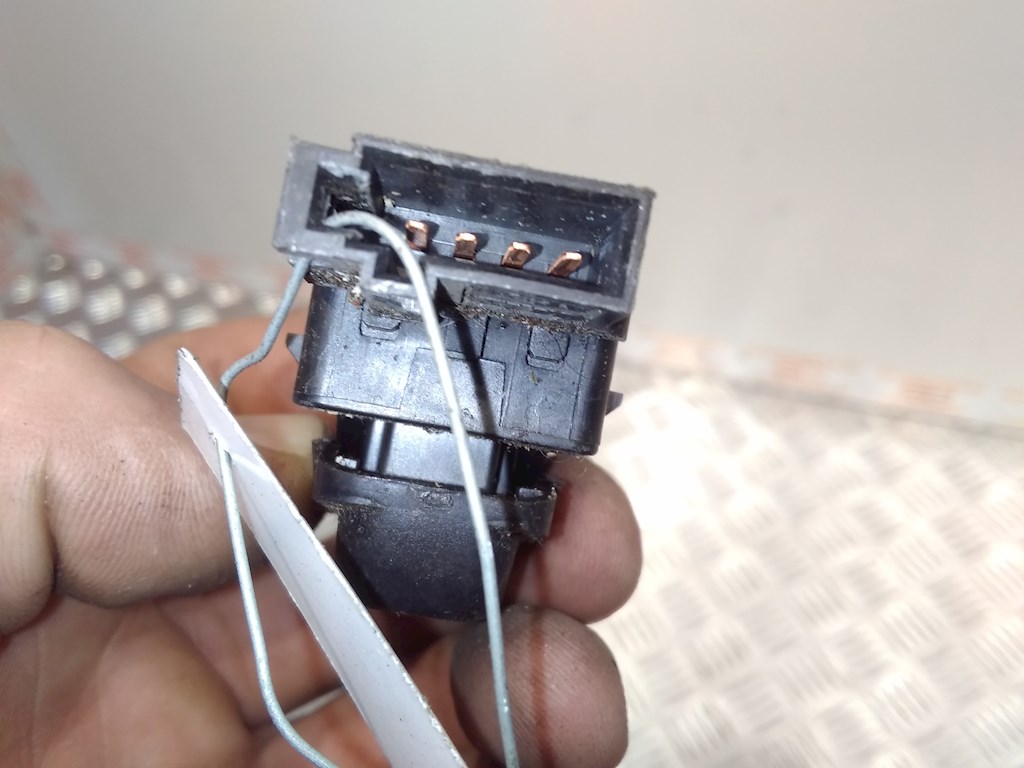 Кнопка центрального замка SAAB 9-5 1997-2010