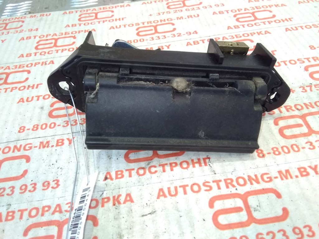 Ручка двери багажника наружная TOYOTA Corolla E120 2001-2006