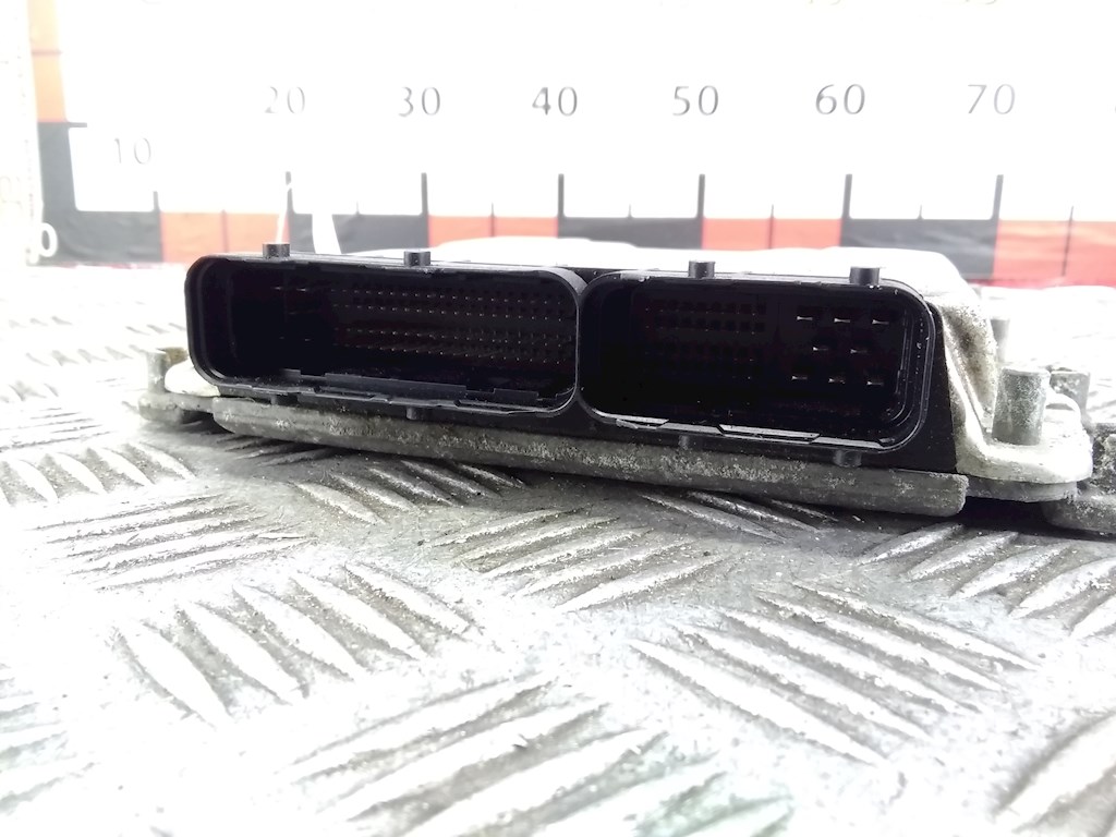Блок управления двигателя (ЭБУ) CHRYSLER PT Cruser 2000-2010