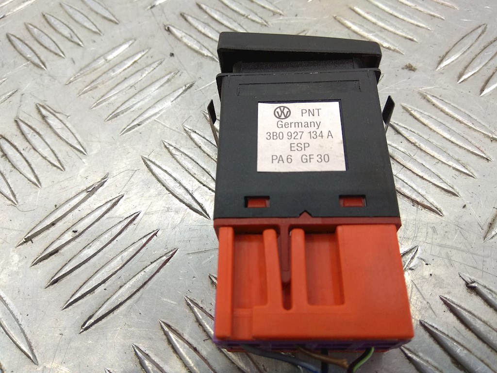 Кнопка антипробуксовочной системы VOLKSWAGEN Passat B5 1997-2005