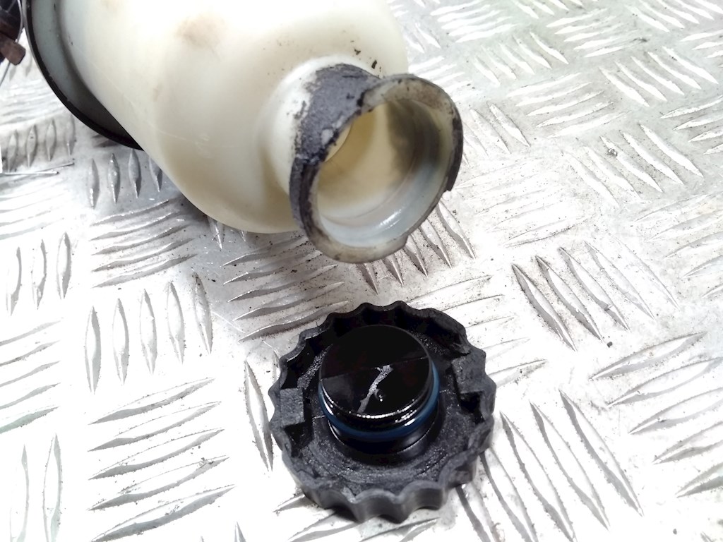 Бачок ГУР (гидроусилителя) CHRYSLER Voyager IV RG 2001-2007