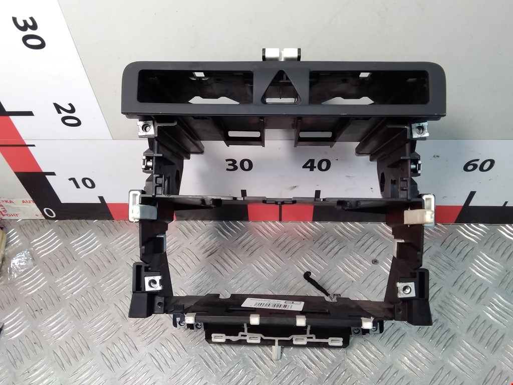 Рамка магнитолы AUDI A3 8P 2003-2013