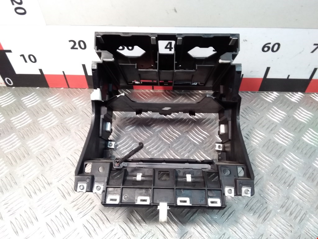 Рамка магнитолы AUDI A3 8P 2003-2013