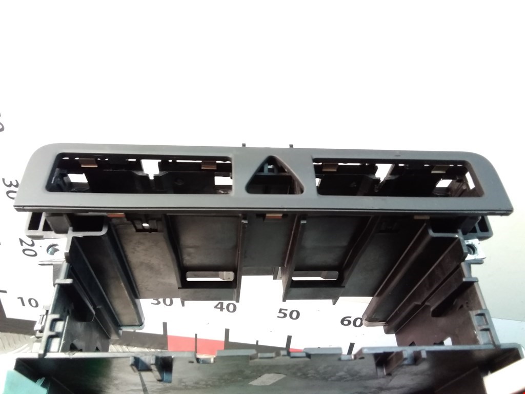 Рамка магнитолы AUDI A3 8P 2003-2013