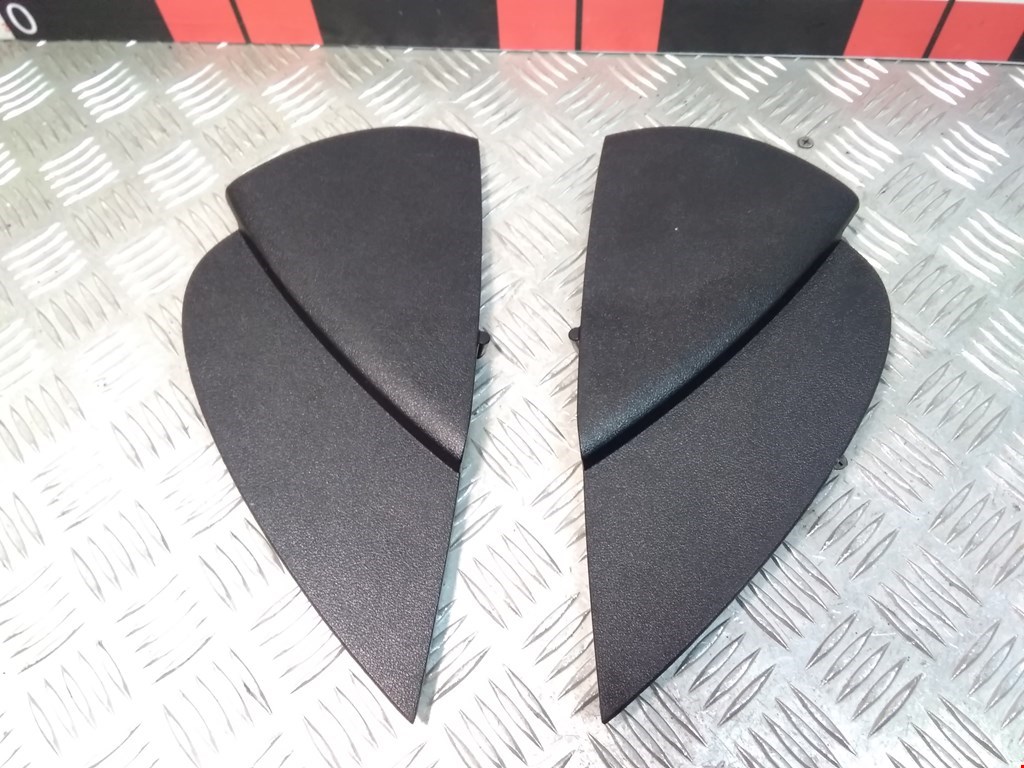 Накладка декоративная AUDI A3 8P 2003-2013