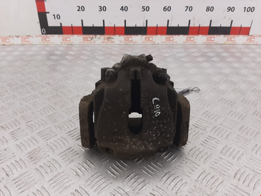 Суппорт передний правый BMW 5er 5 серия F10/F11/F07 2009-2017