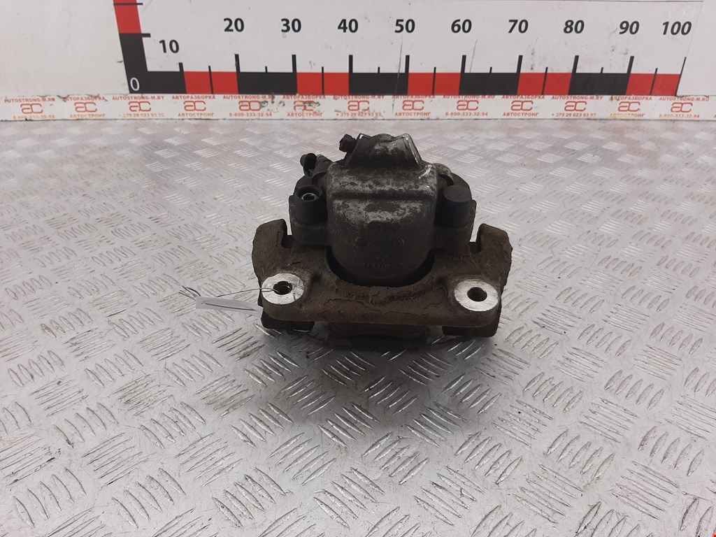 Суппорт передний правый BMW 5er 5 серия F10/F11/F07 2009-2017