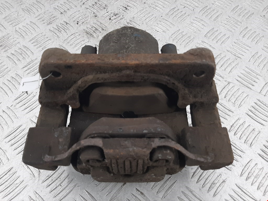 Суппорт передний правый BMW 5er 5 серия F10/F11/F07 2009-2017