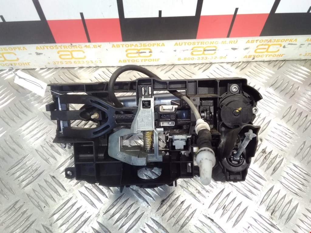 Ручка двери передней наружная правая BMW 5er 5 серия F10/F11/F07 2009-2017