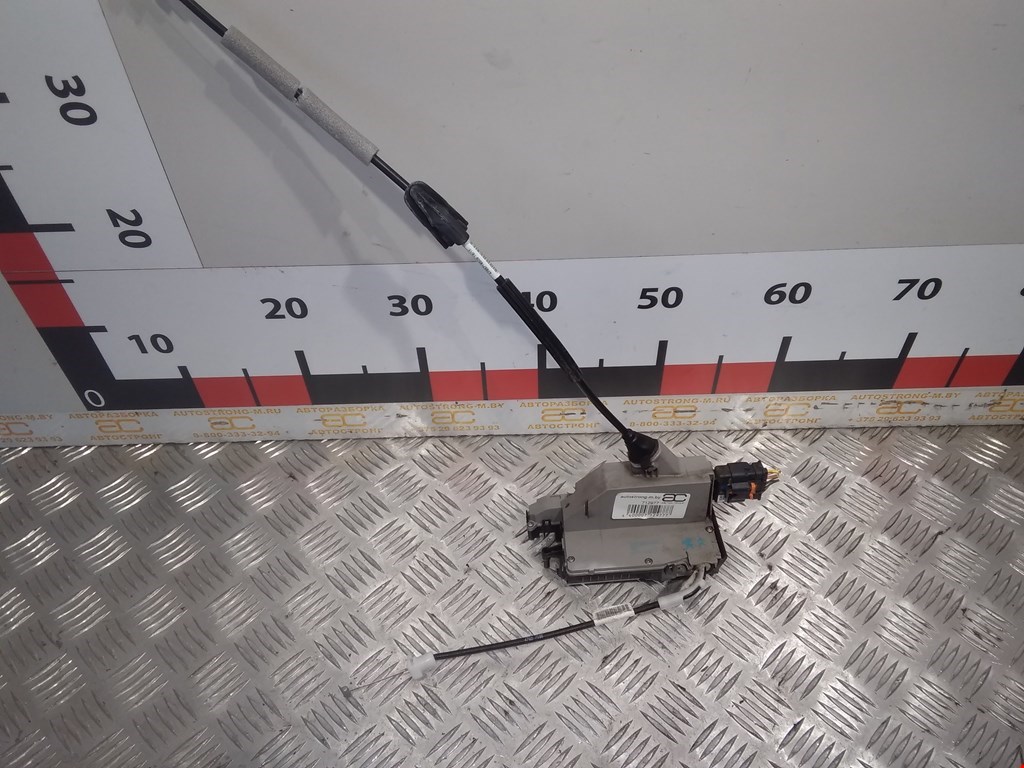 Замок двери задней правой PEUGEOT 208 2012-2019