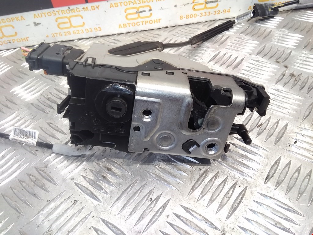 Замок двери задней правой PEUGEOT 208 2012-2019