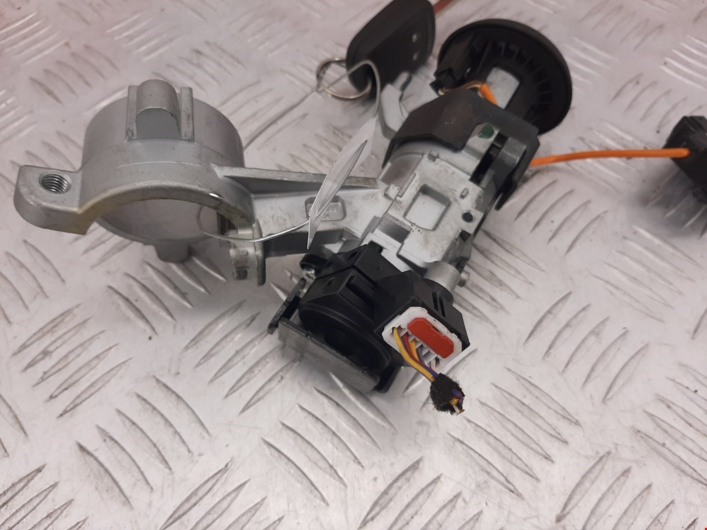 Замок зажигания OPEL Meriva B 2010-2018